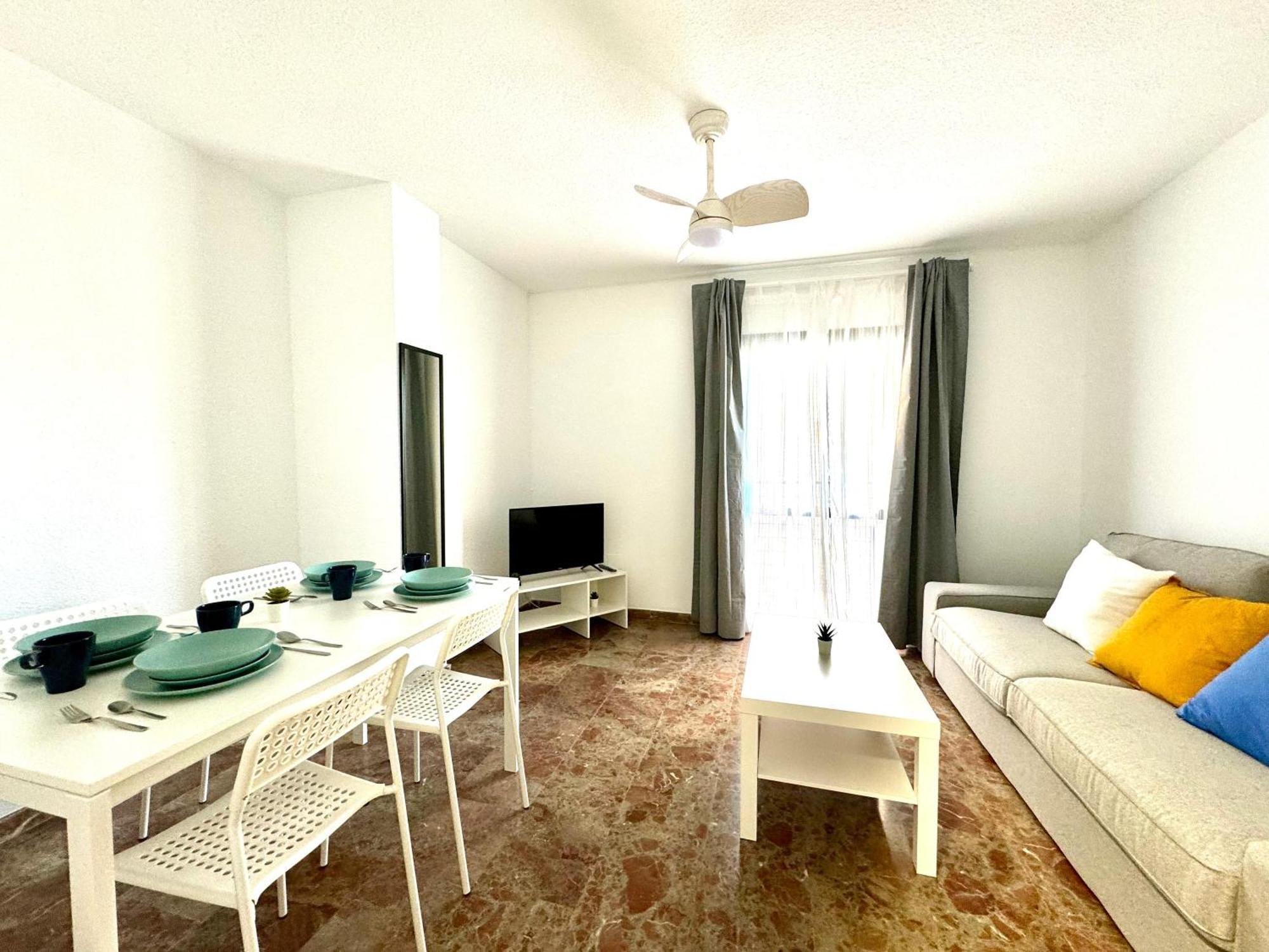 Beautiful & Sunny Apartment Málaga Esterno foto
