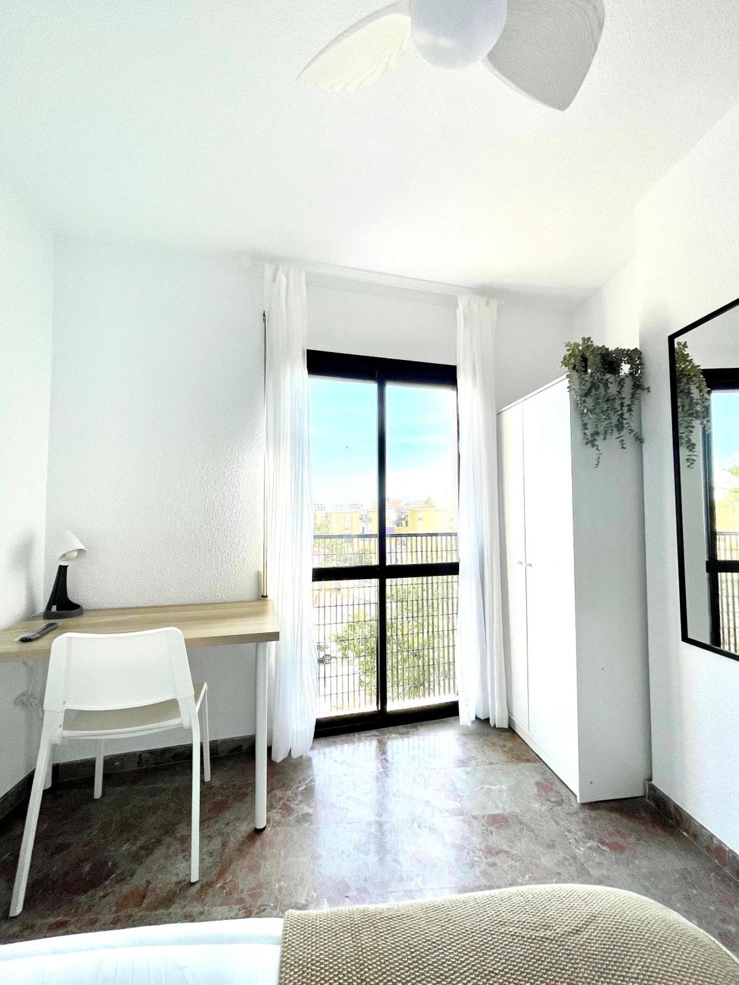 Beautiful & Sunny Apartment Málaga Esterno foto